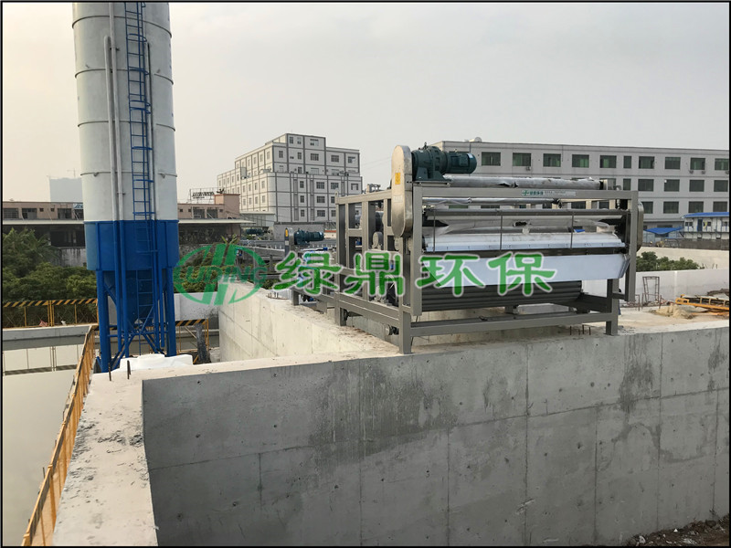 高速公路建设：带式压滤机处理建筑打桩泥浆的应用 3