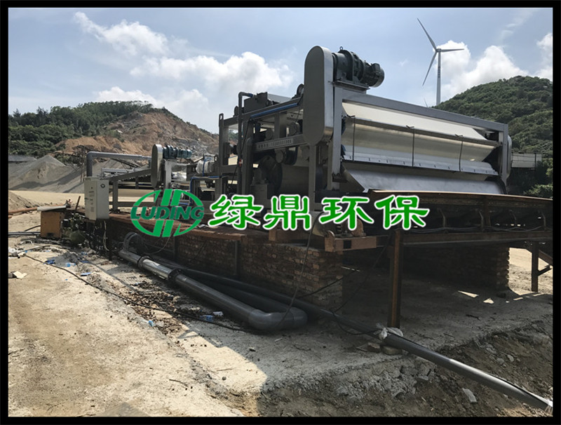 沙场制砂厂：带式压滤机应用调试图片 4