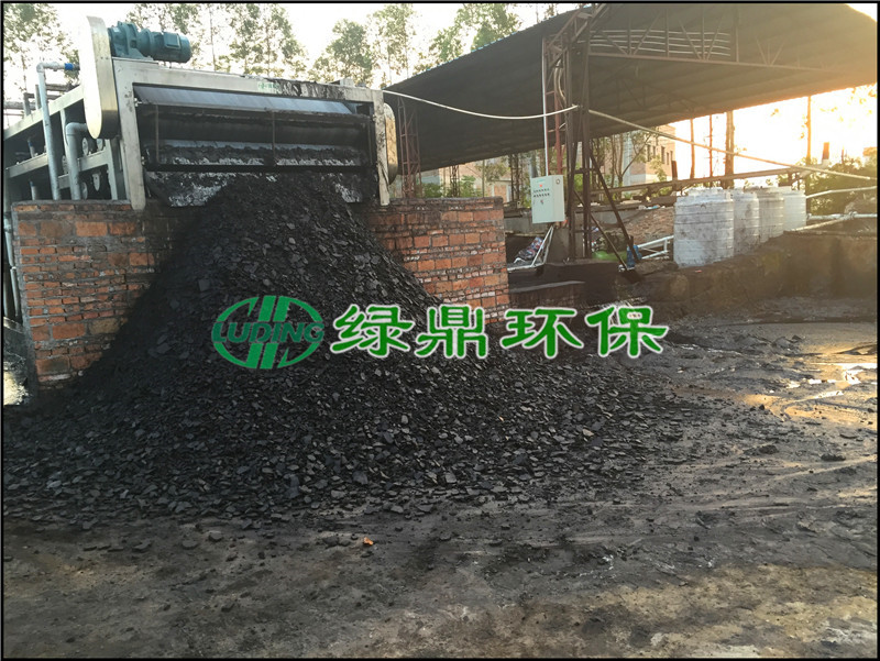 LDFT- 大型（2米带宽）带式压滤机 4