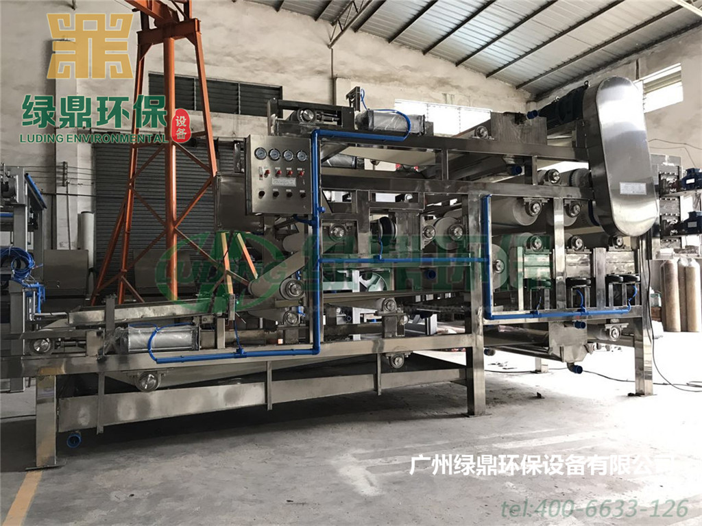压滤机液压油的乳化现象“喷料”现象怎么处理