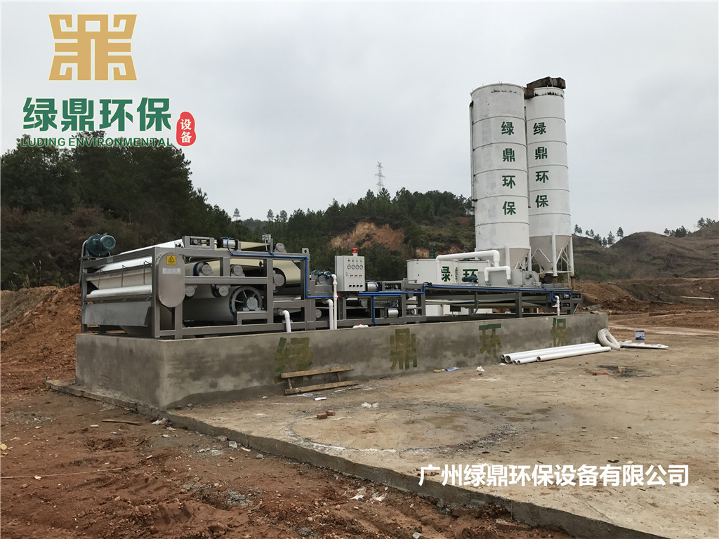 带式浓缩脱水压滤机应用于广平采沙场