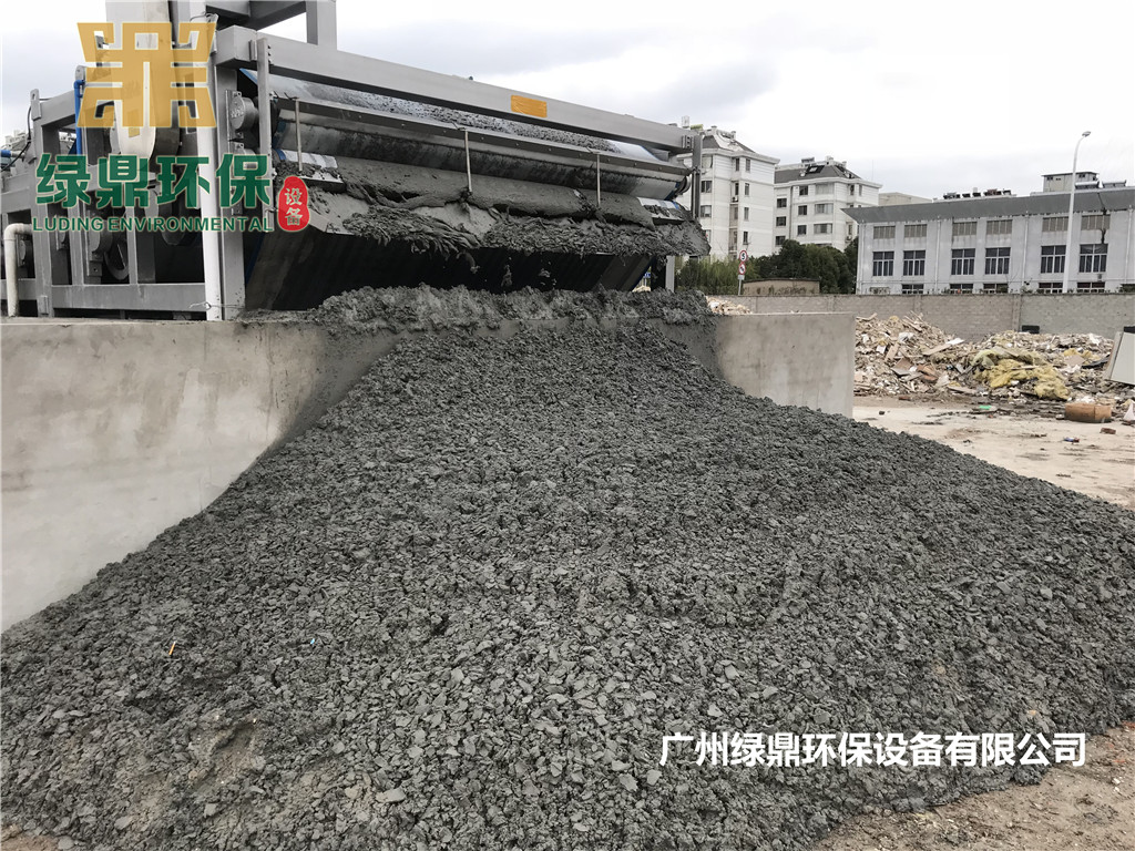 浓缩一体化带式压滤机应用于徐州建筑污泥处理